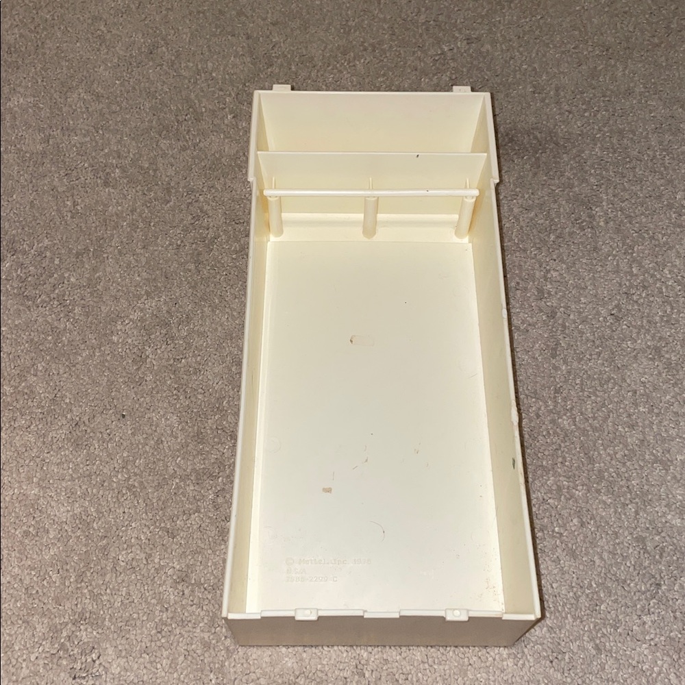 1968 Barbie Dream House Closet, No Doors